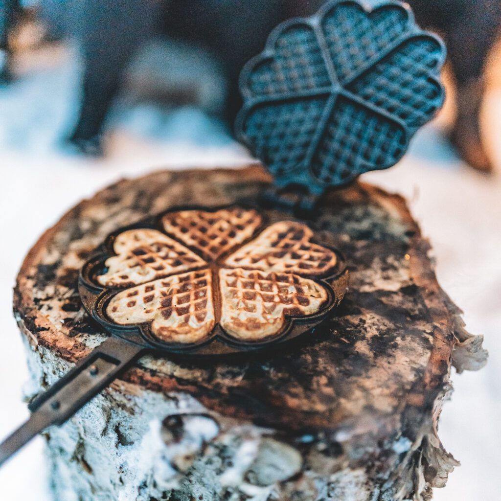 waffles made on the bonfire in the arctic forest. Photo: Rune Sjøstedt